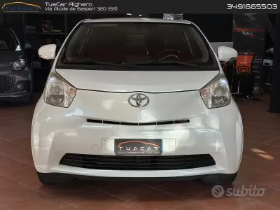 Usata Toyota iQ 67 CV (49 kW) 2009 Bianco Utilitaria