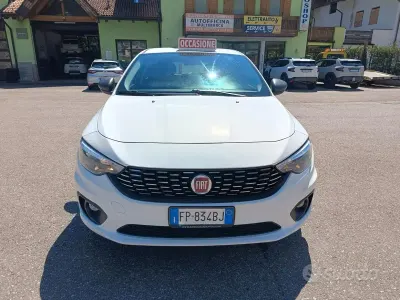 Usata Fiat Tipo Pop 120 CV (88 kW) 2018 Bianco Berlina