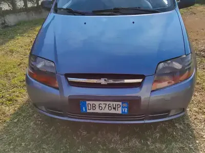Usata Chevrolet Kalos 72 CV (52 kW) 2006 Bluazzurro Berlina