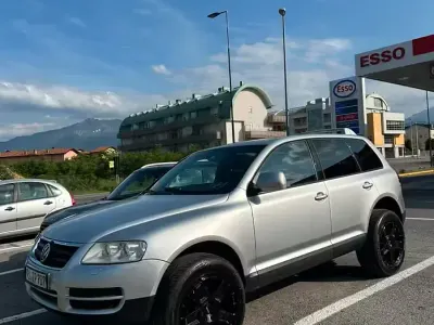 Usata VW Touareg 241 CV (177 kW) 2004 Grigio SUV