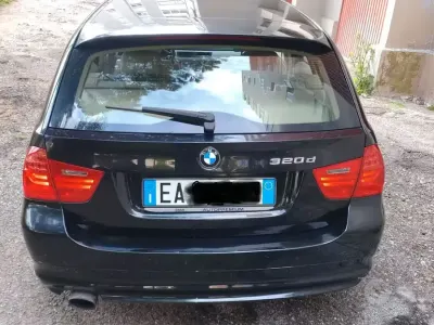 Usata BMW 320 184 CV (135 kW) 2010 Nero Station wagon