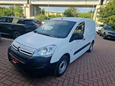Usata Citroën Berlingo Feel 100 CV (73 kW) 2017 Bianco Monovolume