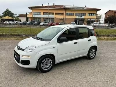 Usata Fiat Panda Easy 69 CV (50 kW) 2015 Bianco Utilitaria