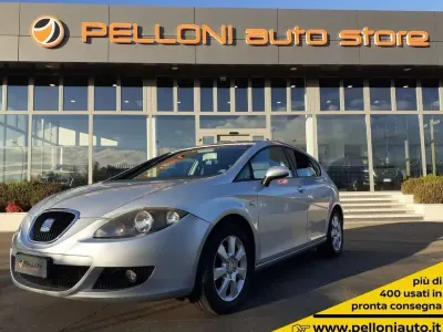 Usata Seat Leon 102 CV (75 kW) 2007 Argento Utilitaria