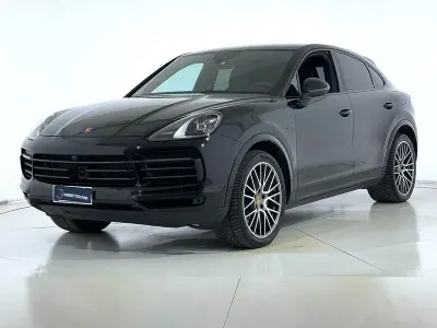 Usata Porsche Cayenne Platinum Edition 462 CV (339 kW) 2022 Nero SUV