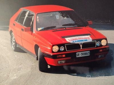 Usata Lancia Delta 185 CV (136 kW) 1988 Rosso Utilitaria