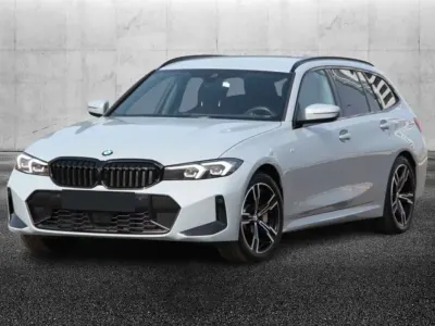 Usata BMW 330 M Sport 245 CV (180 kW) 2025 Grigio Station wagon