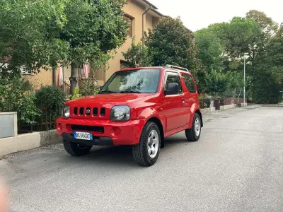 Usata Suzuki Jimny 80 CV (58 kW) 2000 Rosso SUV
