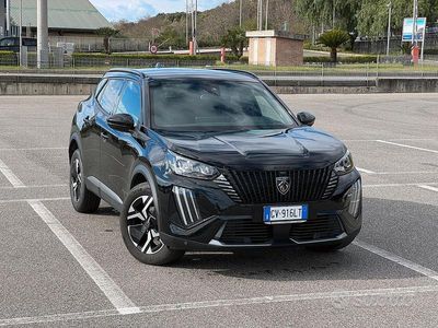 Usata Peugeot 2008 Allure 101 CV (74 kW) 2024 Nero SUV