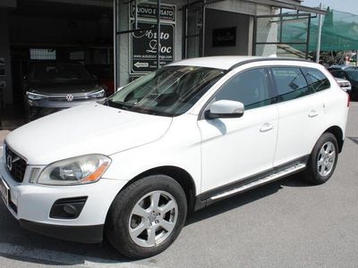 usata Volvo XC60 XC602.4 D 175 CV FWD Geartronic Momentum