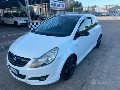 Usado Opel Corsa Sport 90 HP (66 kW) 2009 Branco Citadino