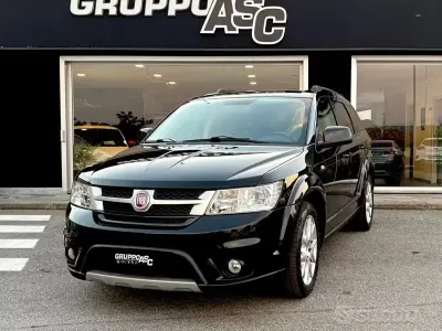 Usata Fiat Freemont Lounge 170 CV (125 kW) 2011 Nero SUV