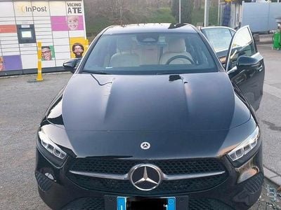 Usata Mercedes A180 Advanced Plus 136 CV (100 kW) 2023 Nero Utilitaria