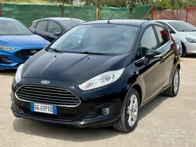 Usado Ford Fiesta Titanium 100 HP (73 kW) 2017 Preto Citadino