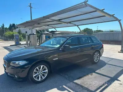 Usata BMW 518 Efficient Dynamics 150 CV (110 kW) 2016 Nero Station wagon