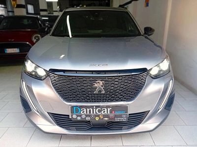 Usata Peugeot 2008 Allure 100 CV (73 kW) 2023 Grigio SUV