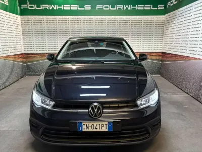 Usata VW Polo 80 CV (58 kW) 2023 Nero Utilitaria