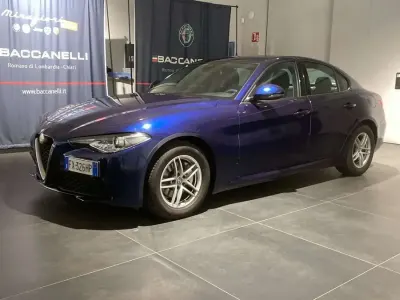 Usata Alfa Romeo Giulia Business 160 CV (117 kW) 2019 Blu/azzurro Berlina