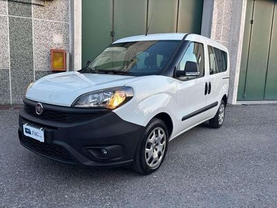Usata Fiat Doblò 95 CV (69 kW) 2019 Bianco pastello Monovolume