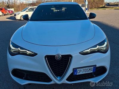 Usata Alfa Romeo Stelvio Sprint 210 CV (154 kW) 2023 Bianco SUV