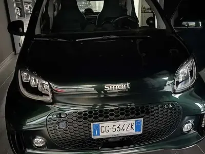 Usata Smart ForTwo Coupé 41 kW (56 CV) 2021 Utilitaria