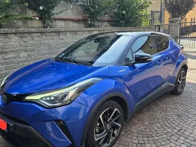 Usata Toyota C-HR