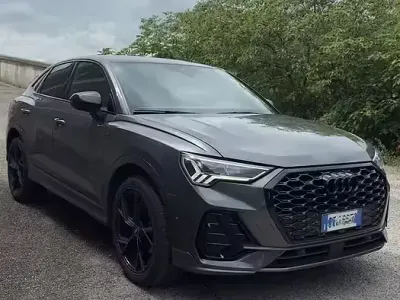 Usata Audi Q3 Sportback S-Line 150 CV (110 kW) 2023 Grigio SUV