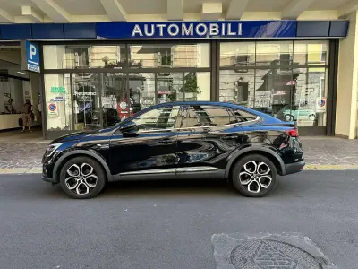 Usata Renault Arkana Intens 94 CV (69 kW) 2022 Nero SUV