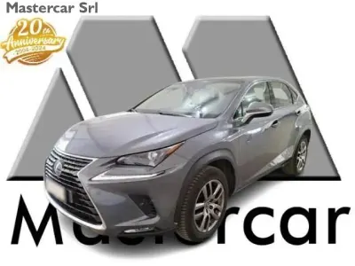 Usata Lexus NX300h 155 CV (114 kW) 2020 Grigio SUV
