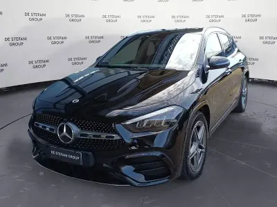 Usata Mercedes GLA180 Advanced Plus 116 CV (85 kW) 2024 Nero cosmo SUV