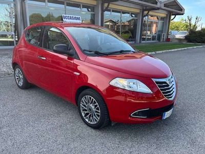 usata Lancia Ypsilon 1.2 8v Silver 69cv -NEOPATENTATO-