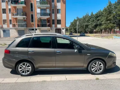 Usata Fiat Croma 120 CV (88 kW) 2009 Grigio Station wagon