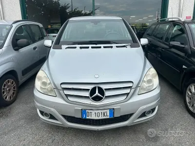 Usata Mercedes B180