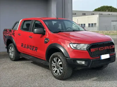 Usata Ford Ranger XLT 160 CV (117 kW) 2016 Rosso Pick-up