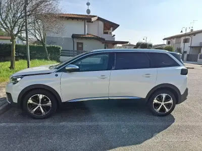Usata Peugeot 5008