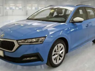Usata Skoda Octavia Executive 150 CV (110 kW) 2021 Blu Station wagon
