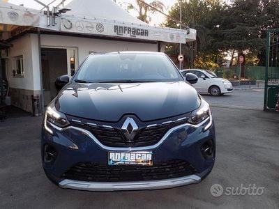 Usata Renault Captur Business 115 CV (84 kW) 2021 Blu SUV