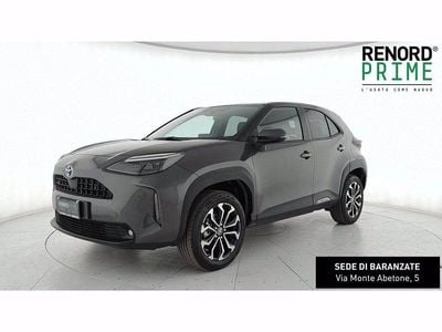 Usata Toyota Yaris Cross Trend 116 CV (85 kW) 2022 Grigio scuro SUV