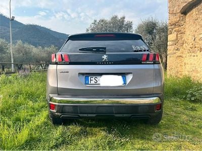 Begagnad Peugeot 3008 131 HK (96 kW) 2018 Grå SUV