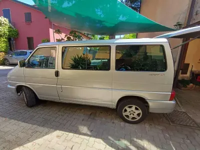 Usata VW Multivan 102 CV (75 kW) 2002 Grigio Monovolume