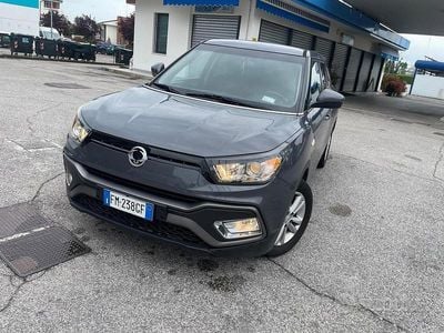 Usata SsangYong XLV 115 CV (84 kW) 2017 Grigio SUV