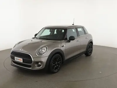 Begagnad Mini ONE 75 HK (55 kW) 2016 Grå Halvkombi