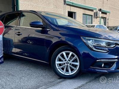 Usata Renault Mégane IV 95 CV (69 kW) 2020 Blu/azzurro Berlina