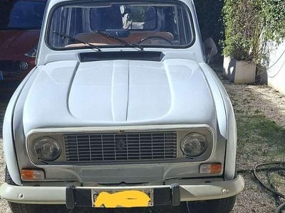 Usata Renault R4 33 CV (24 kW) 1986
