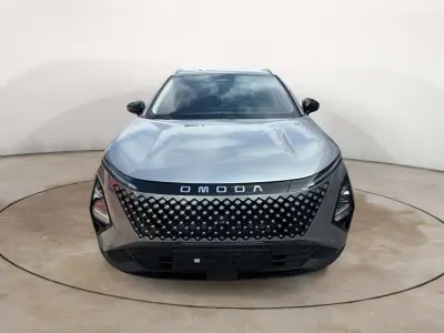 Usata Omoda 5