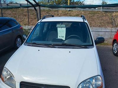 Usata Suzuki Ignis 83 CV (61 kW) 2001 Bianco Utilitaria
