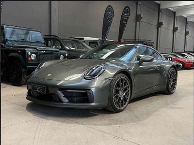 Usata Porsche 911 Carrera 4 385 CV (283 kW) 2020 Verde scuro Coupé