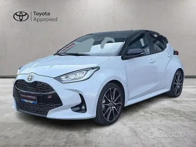 Usata Toyota Yaris Hybrid