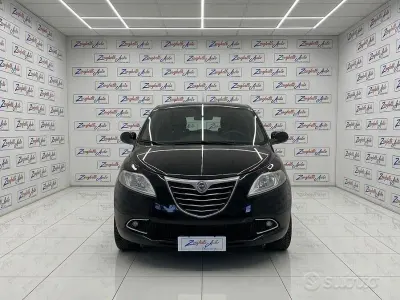 Usata Lancia Ypsilon 85 CV (62 kW) 2011 Nero Utilitaria