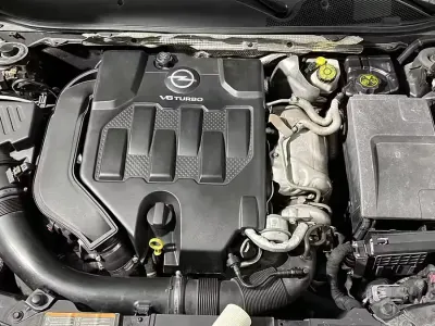 Usata Opel Insignia OPC 325 CV (239 kW) 2010 Nero Berlina